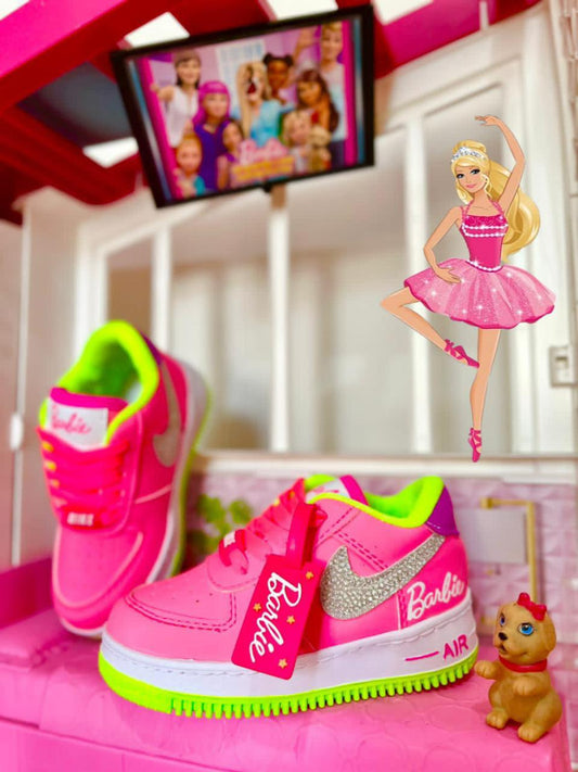 NIKE BARBIE